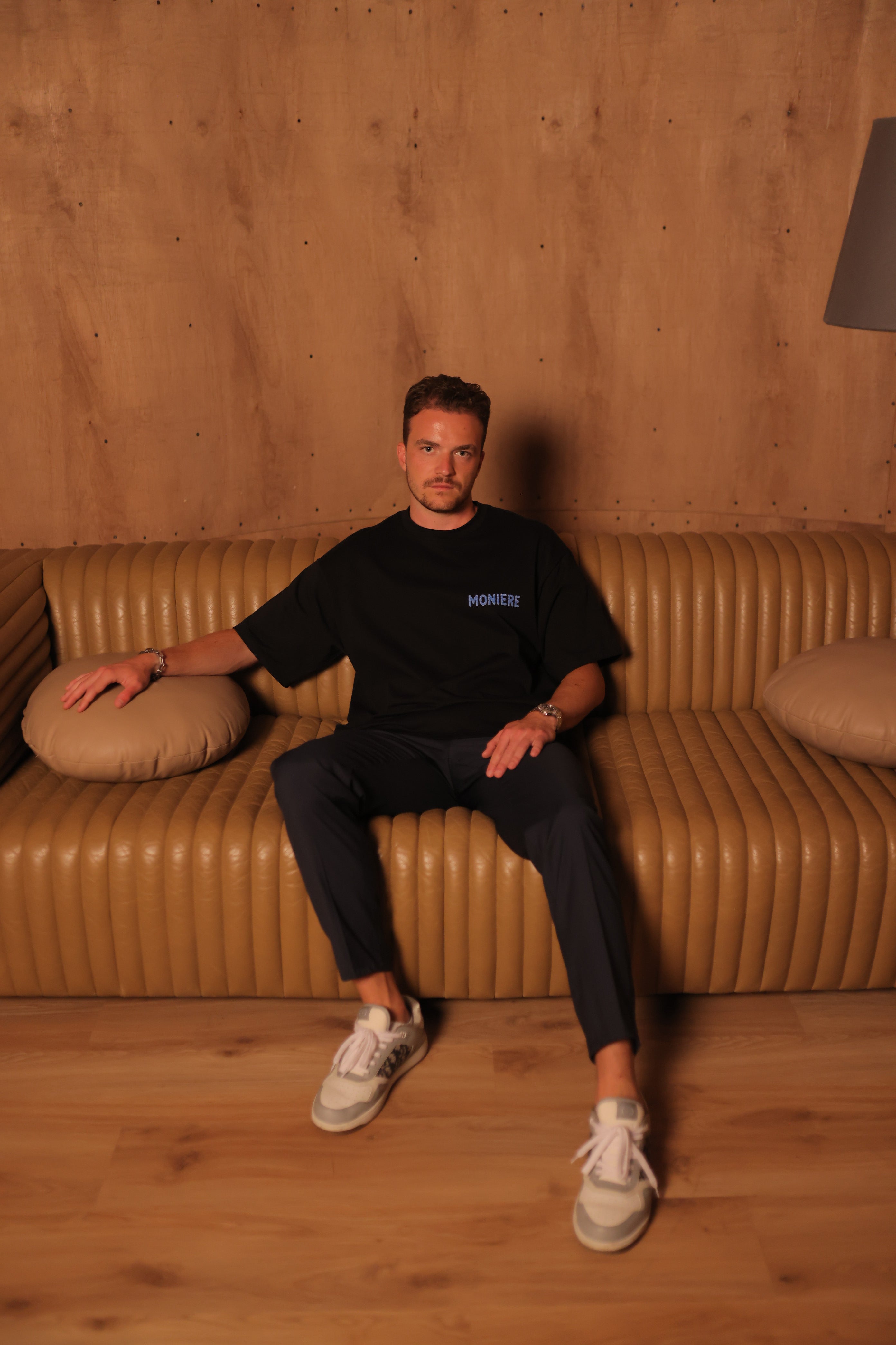 Tanzanit T-Shirt getragen